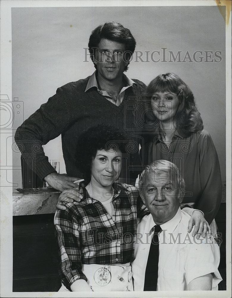 1982 Press Photo Actor Ted Danson,Rhea Perlman & Shelley Long In "Cheers" - Historic Images