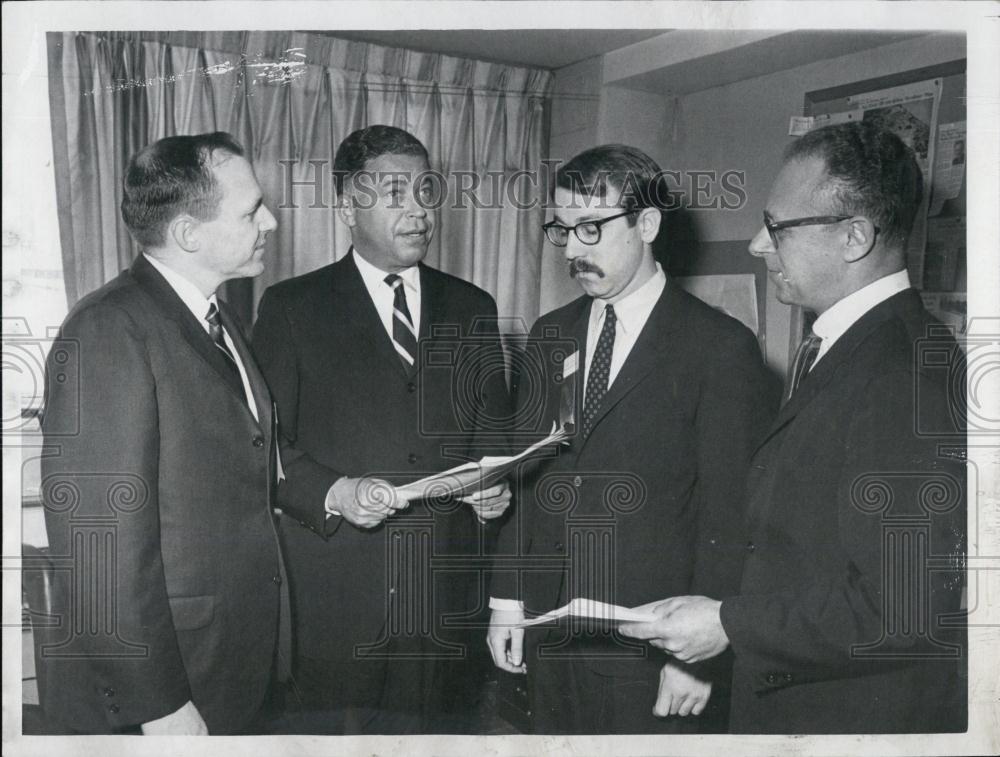 1967 Press Photo Senators James Nolan, Brooke, Robert DeWitt &amp; Jack Sims - Historic Images