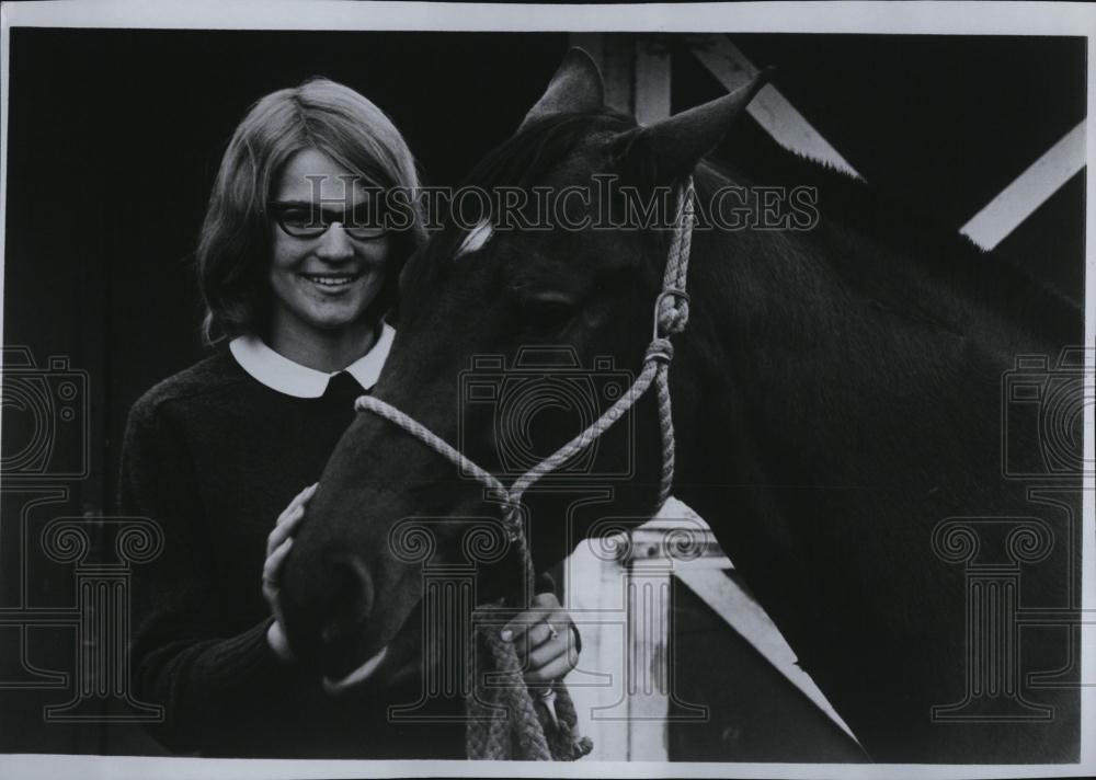 1967 Press Photo Actress Patricia Perrine for &quot;Saddle Up&quot; - RSL88265 - Historic Images