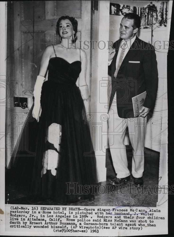 1963 Press Photo Opera Singer Frances McCann &amp; Husband At Hotel In Rome - Historic Images