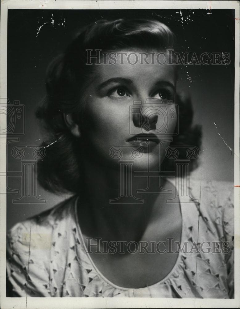 1945 Press Photo American Actress Barbara Bel Geddes Broadway Deep Are Roots - Historic Images