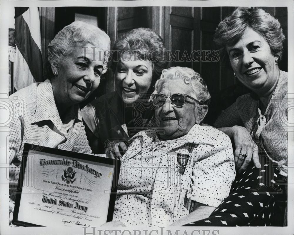 1980 Press Photo Lydia Warren, US Army, Dorothy Babineau, Betty Desbiens - Historic Images