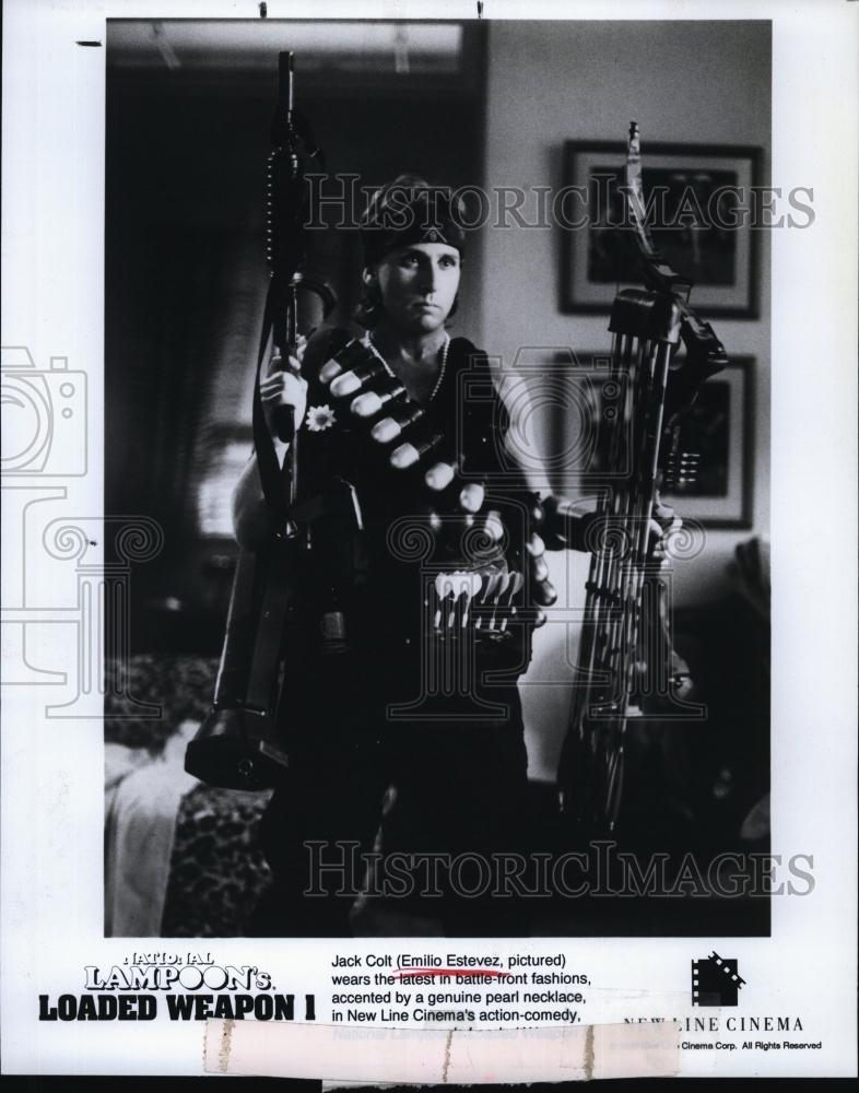 1993 Press Photo Emilio Estevez as Jack Colt in &quot;Loaded Weapon I&quot; - RSL94237 - Historic Images