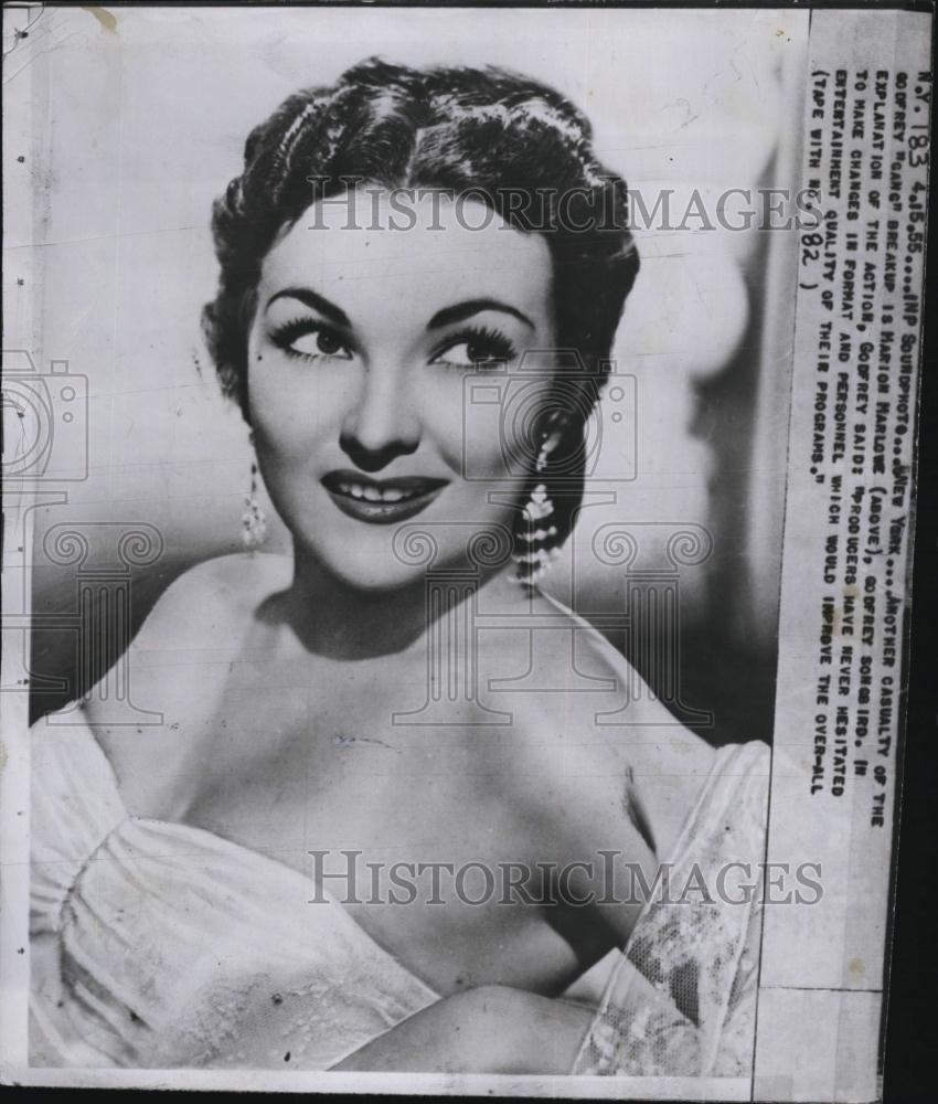 1955 Press Photo Singer Marion Marlowe with Irving Berlin music - RSL79089 - Historic Images