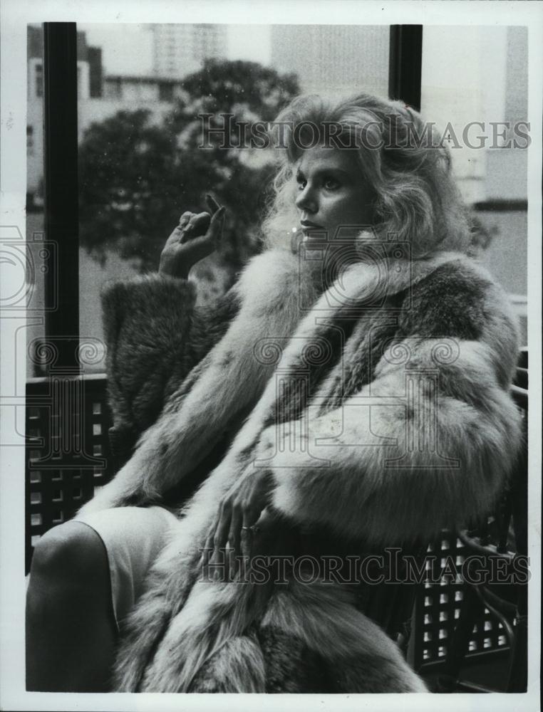 1984 Press Photo Loni Anderson My Mothers Secret Life - RSL47581 - Historic Images