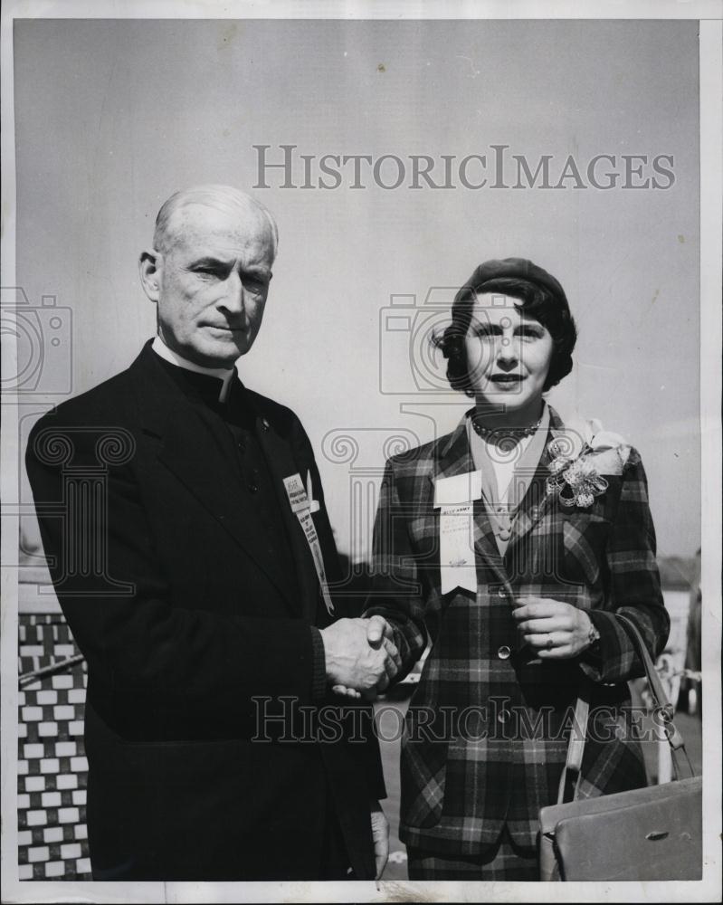 1957 Press Photo RtRevMsgrHarold Colgan with Ms Elorence Moreno of Boston - Historic Images