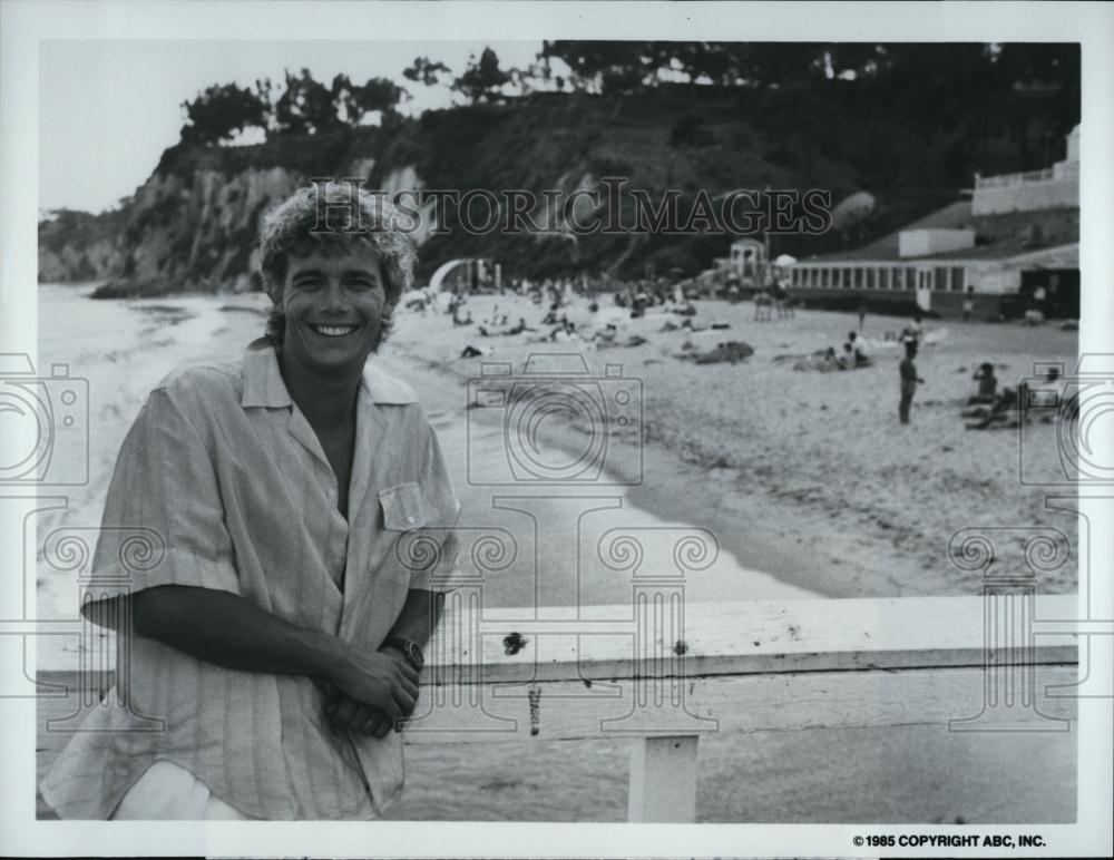 1985 Press Photo Actor Christopher Atkins - RSL07627 - Historic Images