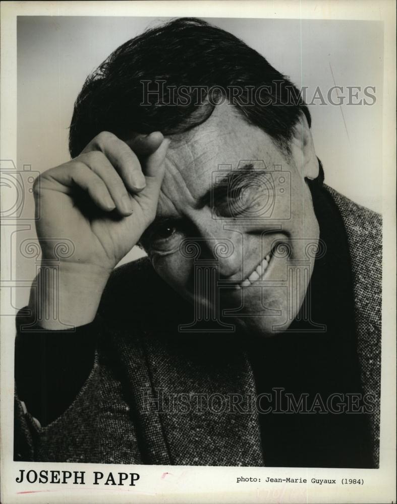 1984 Press Photo Joseph Papp, American Theatrical Producer, Director - RSL94593 - Historic Images