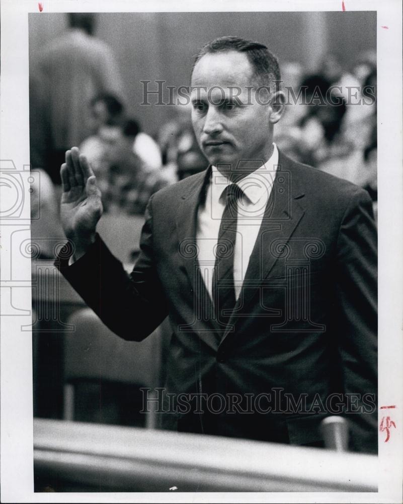 1966 Press Photo Howard Miller, First Municipal Probation/Parole Officer - Historic Images