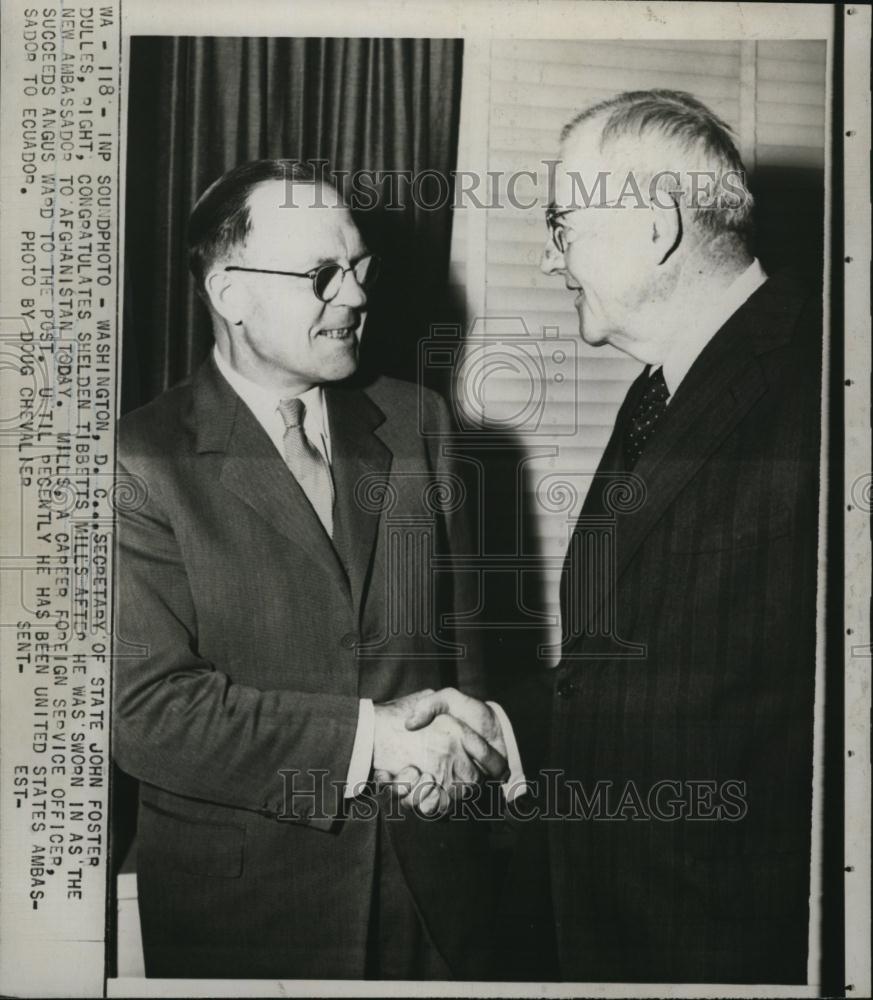 1956 Press Photo Secretary of State John Foster Dulles Shelden Tibbetts Mills - Historic Images