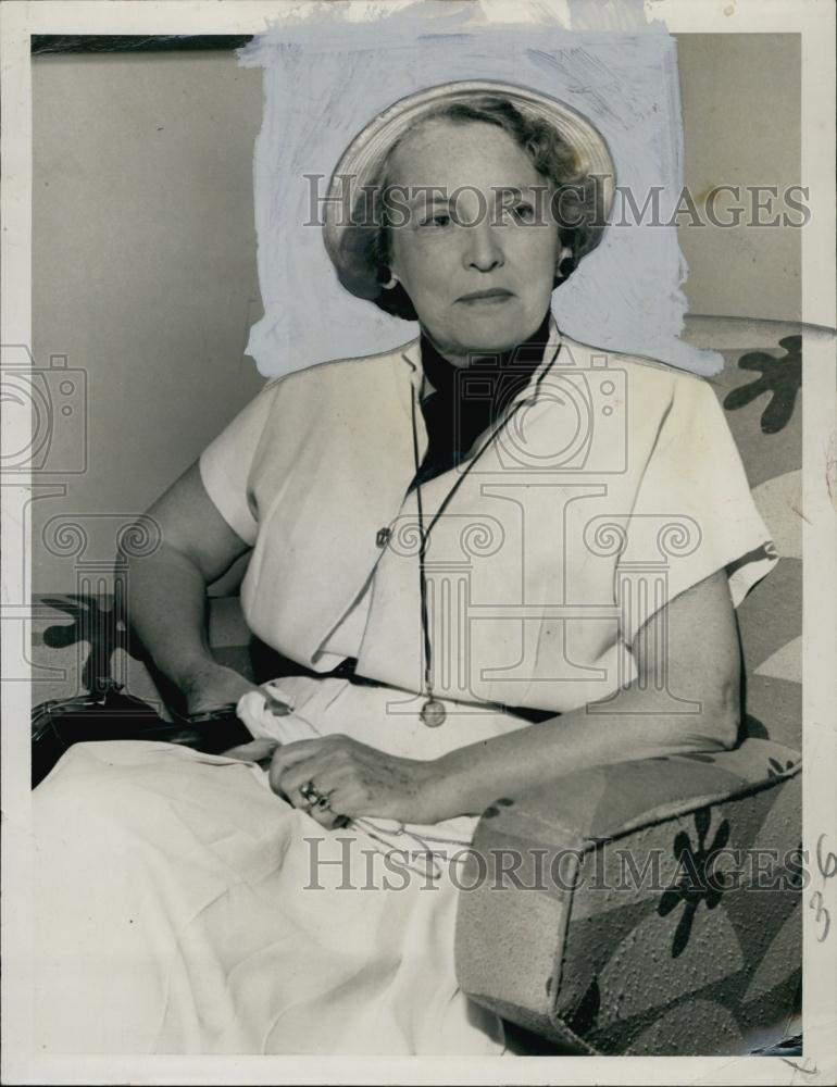 1951 Press Photo Mrs Norman Weir - RSL62019 - Historic Images