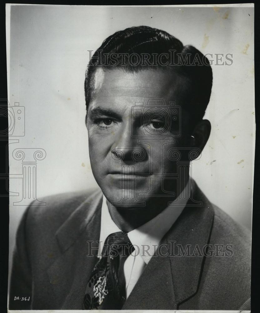 1963 Press Photo Actor Dana Andrews In "Elephant Walk" - RSL47339 - Historic Images