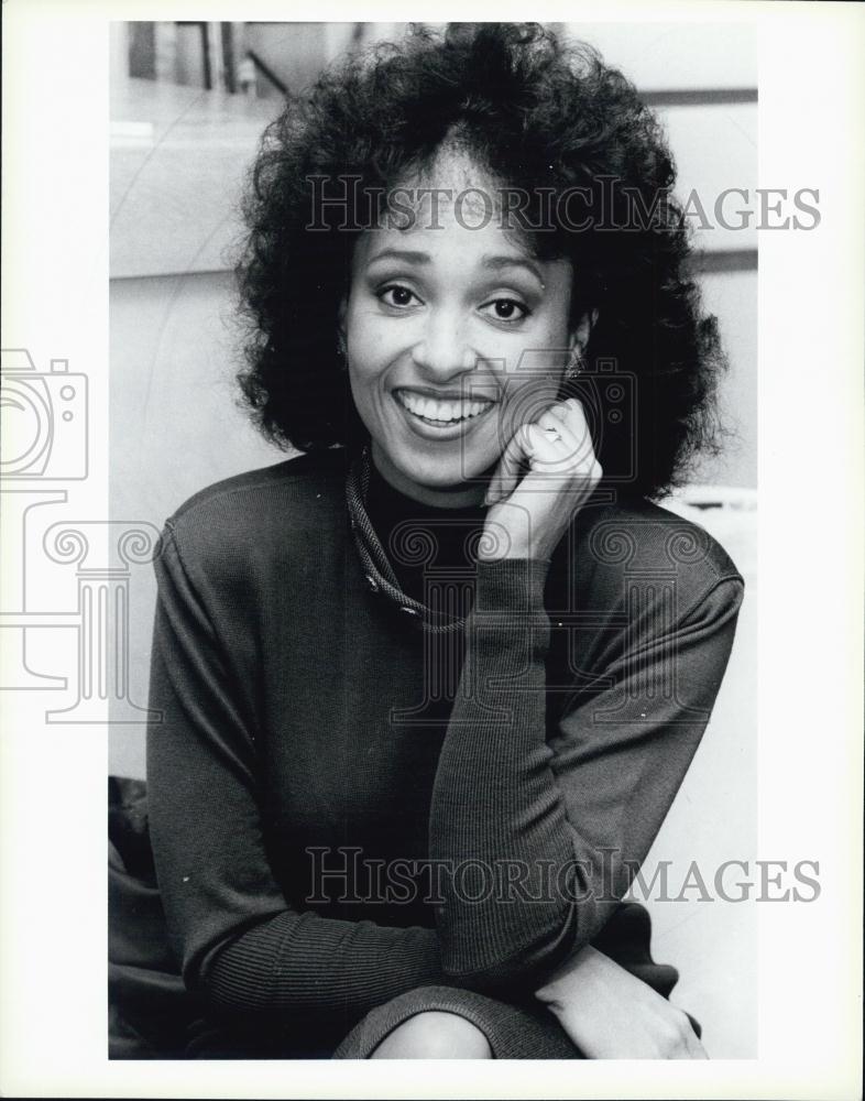 1988 Press Photo Actress Daphne Reed in a channel 5 production in Boston - Historic Images