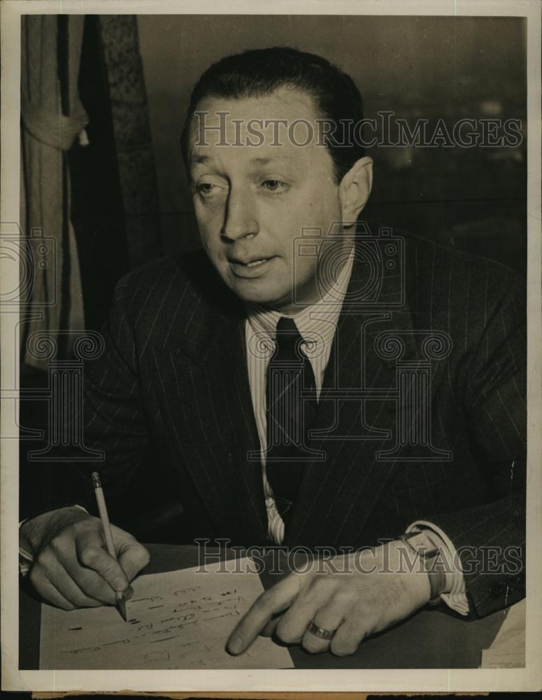 1948 Press Photo Thomas Shane, Michigan director of CIO United Steelworkers - Historic Images