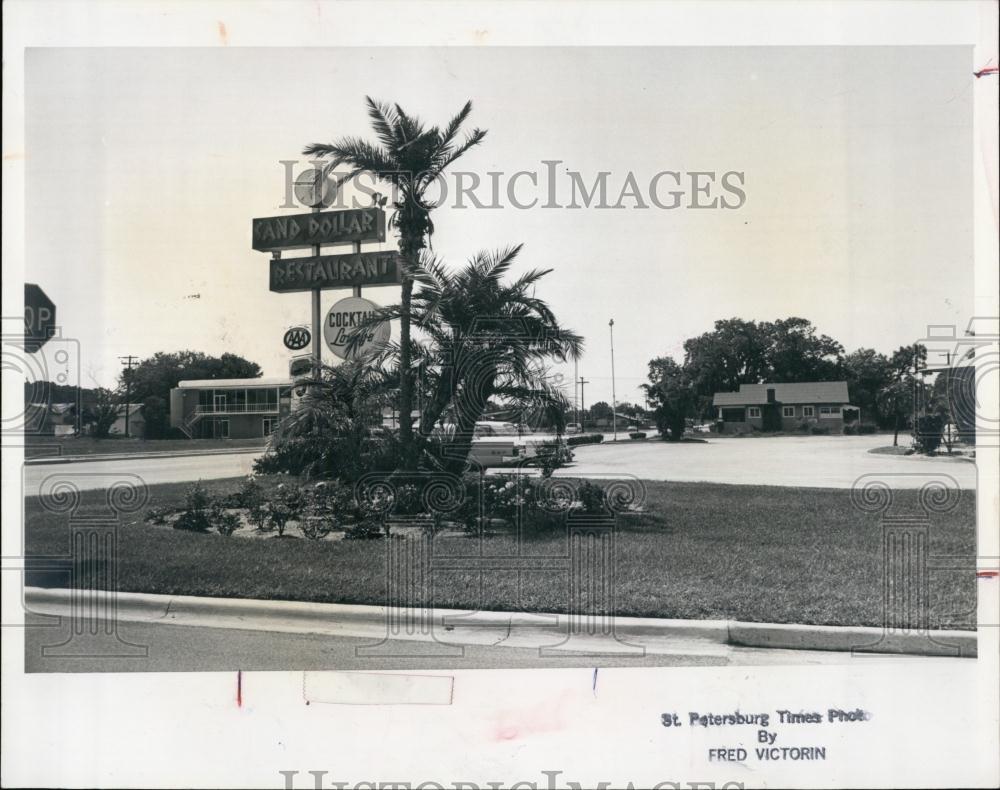 1965 Press Photo Sand Dollar Restaurant St Petersburg Florida - RSL69193 - Historic Images