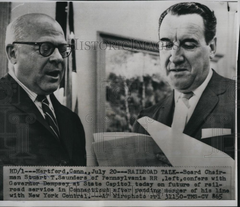 1965 Press Photo Stuart T Saunders of Pennsylvania Railroad, Governor Dempsey - Historic Images
