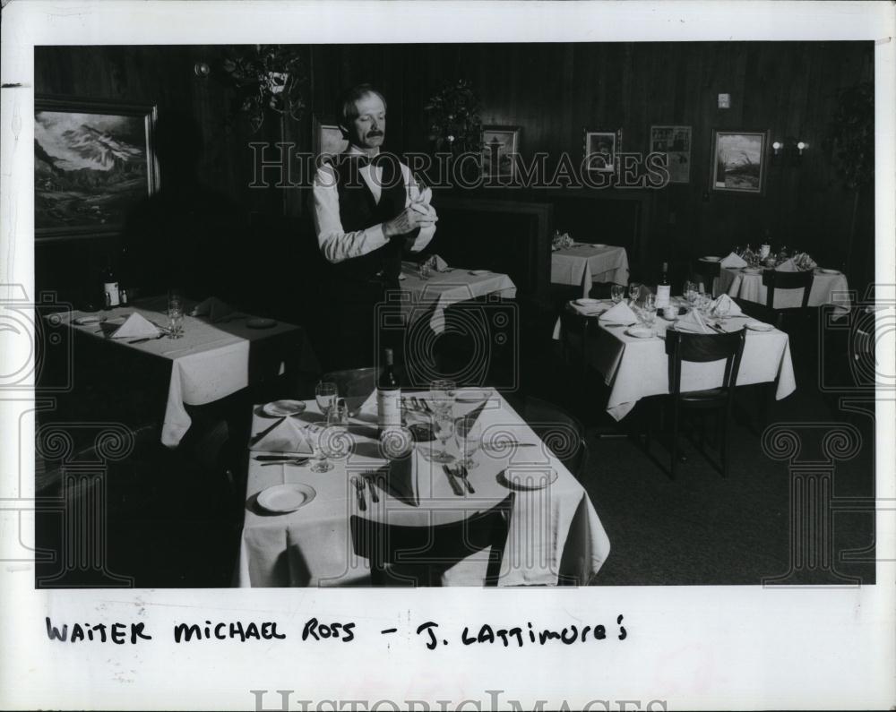 1985 Press Photo Waiter Michael Ross at J Lattimore Restaurant - RSL99739 - Historic Images