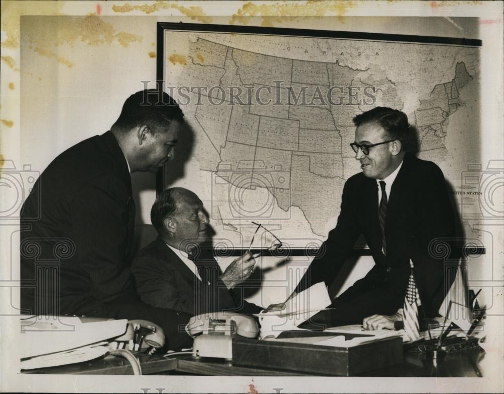 1961 Press Photo Democratic Committee Chairman John Bailey With Louis &amp; Charles - Historic Images