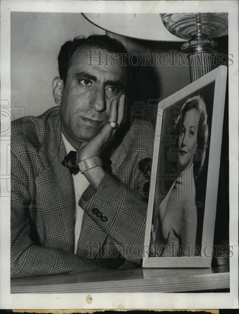 1950 Press Photo Broadway Producer Sammy Lambert Jilted Patrice Wymore - Historic Images