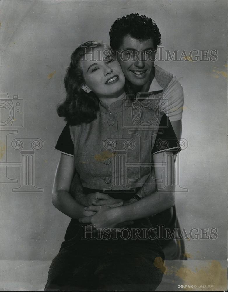 Press Photo Farley Granger Actor Peggy Dow Actress I Want You Movie Film - Historic Images