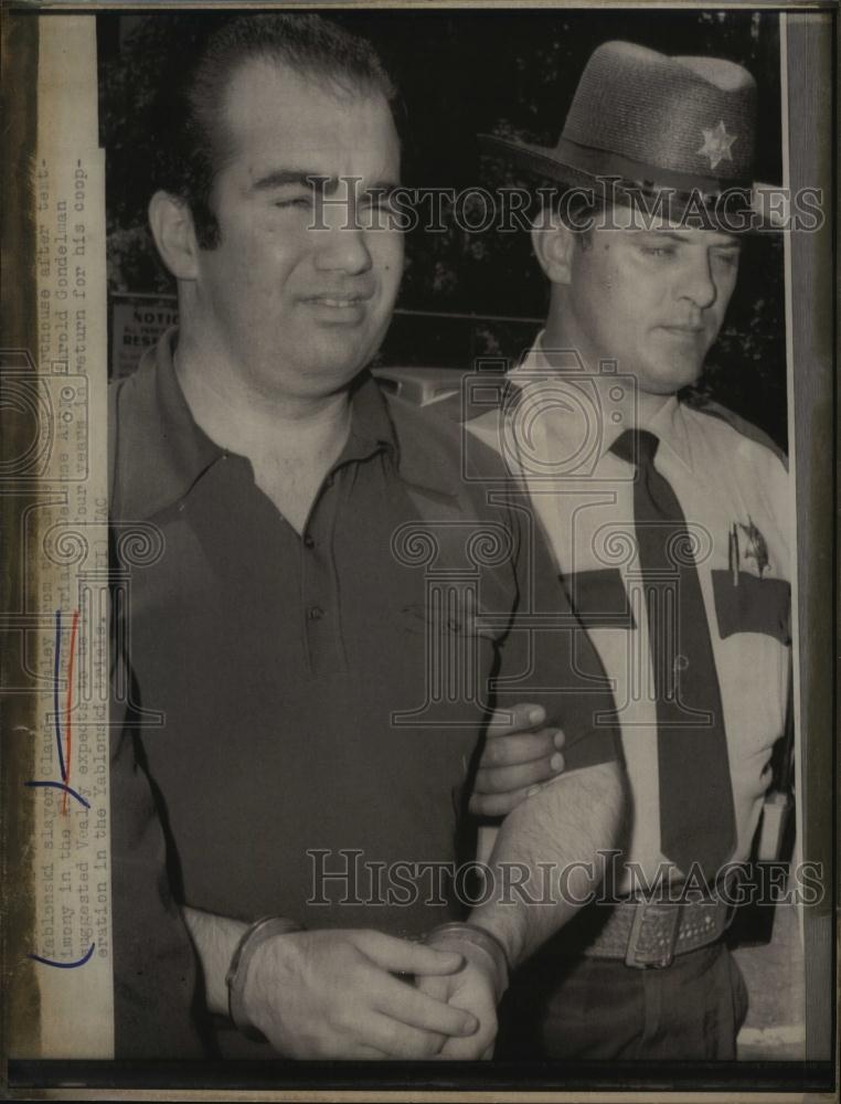 Press Photo Claude Vesley Fablonski Slayer - RSL92433 - Historic Images