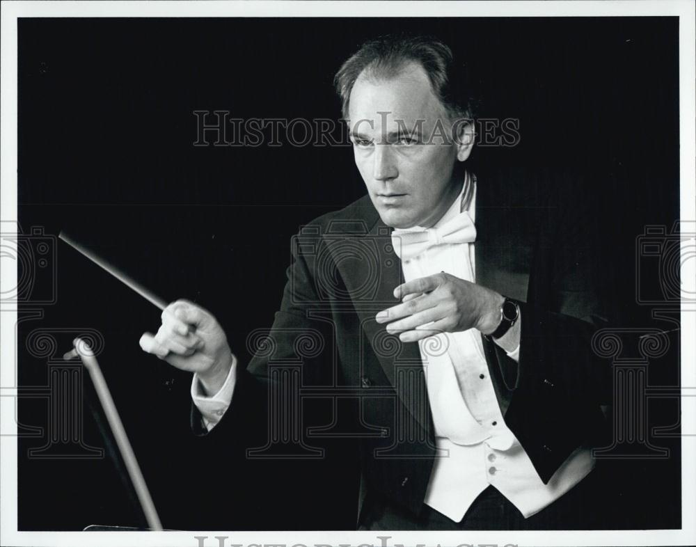 Press Photo Newton Symphony Orchestra Music Director Jeffrey Rink In Japan - Historic Images