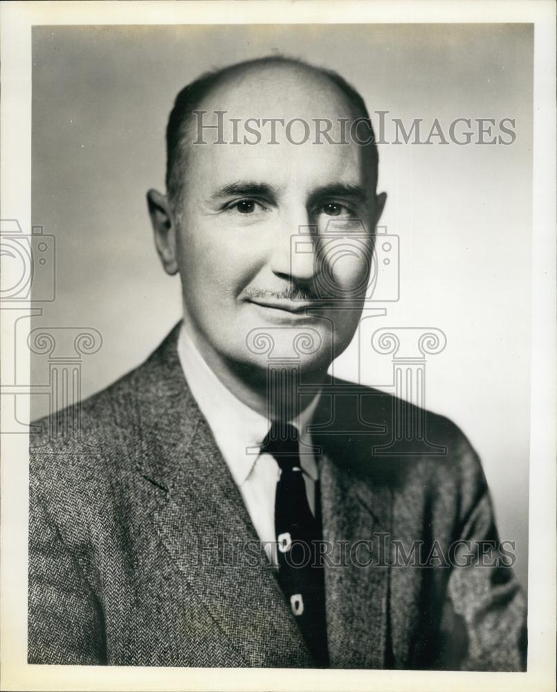 Press Photo TJ Stulz VP or Parade Magazine - RSL63251 - Historic Images