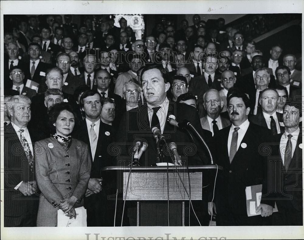 1988 Press Photo Shannon and State Law enforcement officials - RSL90667 - Historic Images