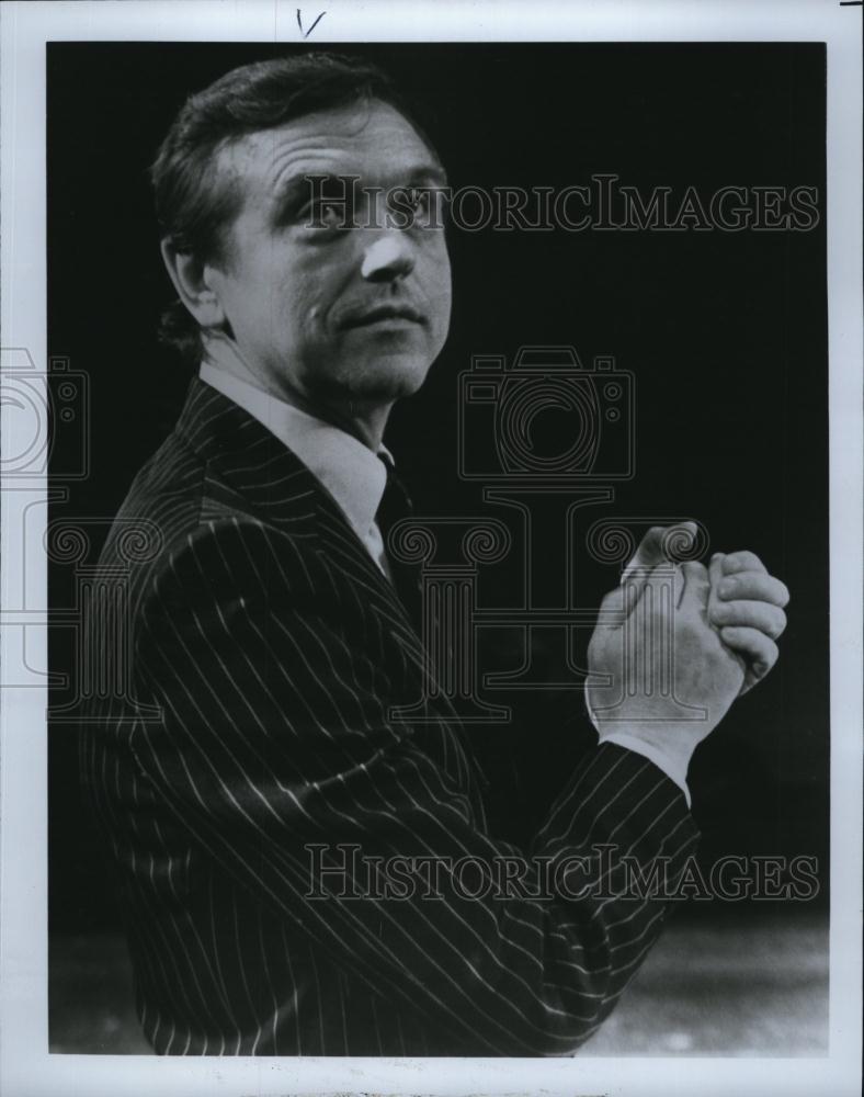 1990 Press Photo Oleg Vinogradov Director Universal Ballet Academy - RSL78885 - Historic Images