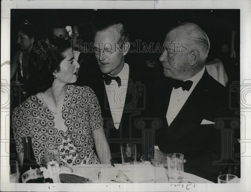 1938 Press Photo Mr & Mrs F Warren Pershing & Jules S Bache - RSL88779 - Historic Images