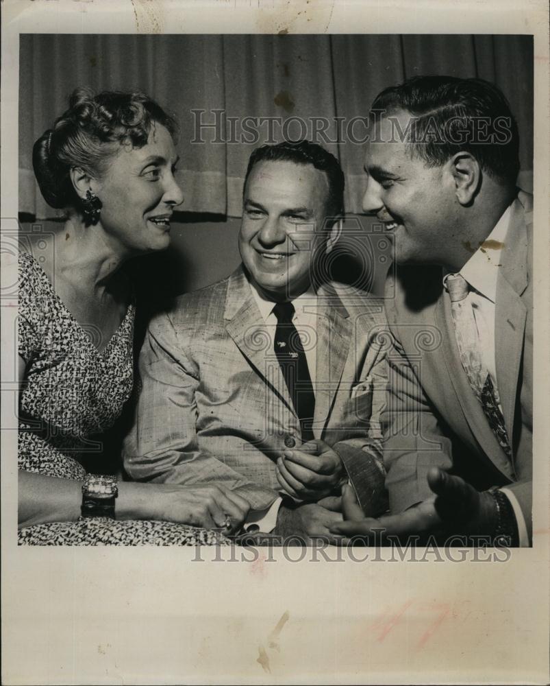 1957 Press Photo Lee Potter, Mrs Clare B Williams &amp; Anthony Battaglia - Historic Images