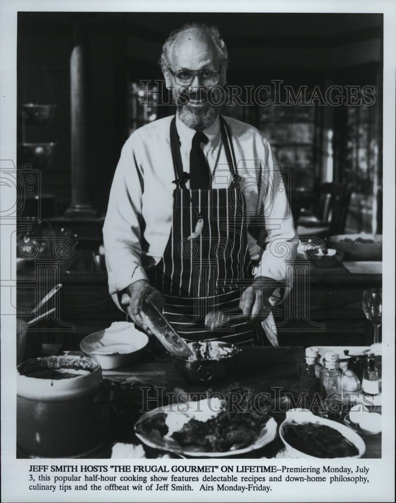 Press Photo Popular Chef & Host Jeff Smith In The Frugal Gourmet Show - Historic Images