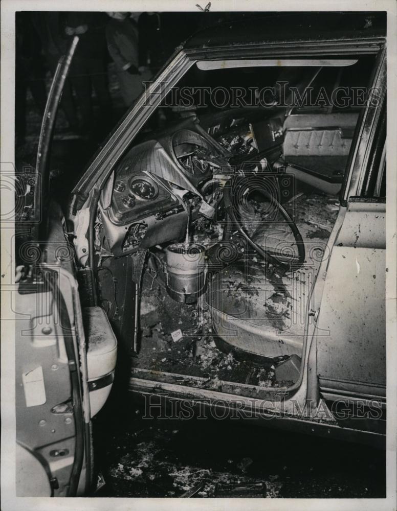 1968 Press Photo Attorney John Fitzgerald's Car Tangled After Wreck - RSL84085 - Historic Images