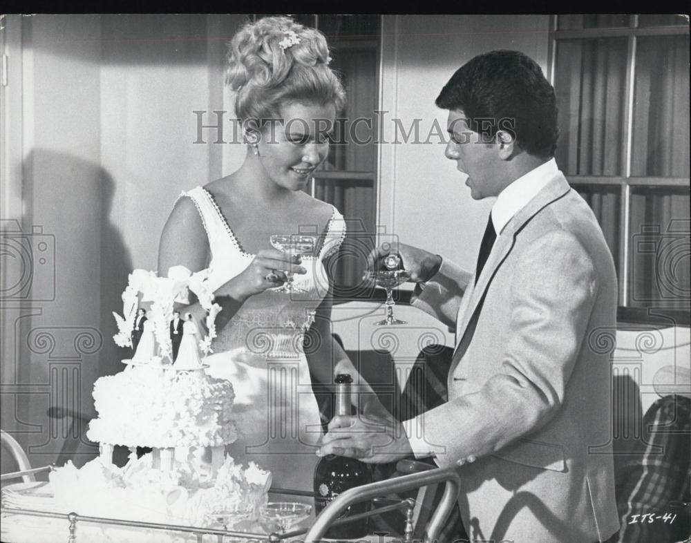 1965 Press Photo Actors Tuesday Weld And Frankie Avalon In "I'll Take Sweden" - Historic Images