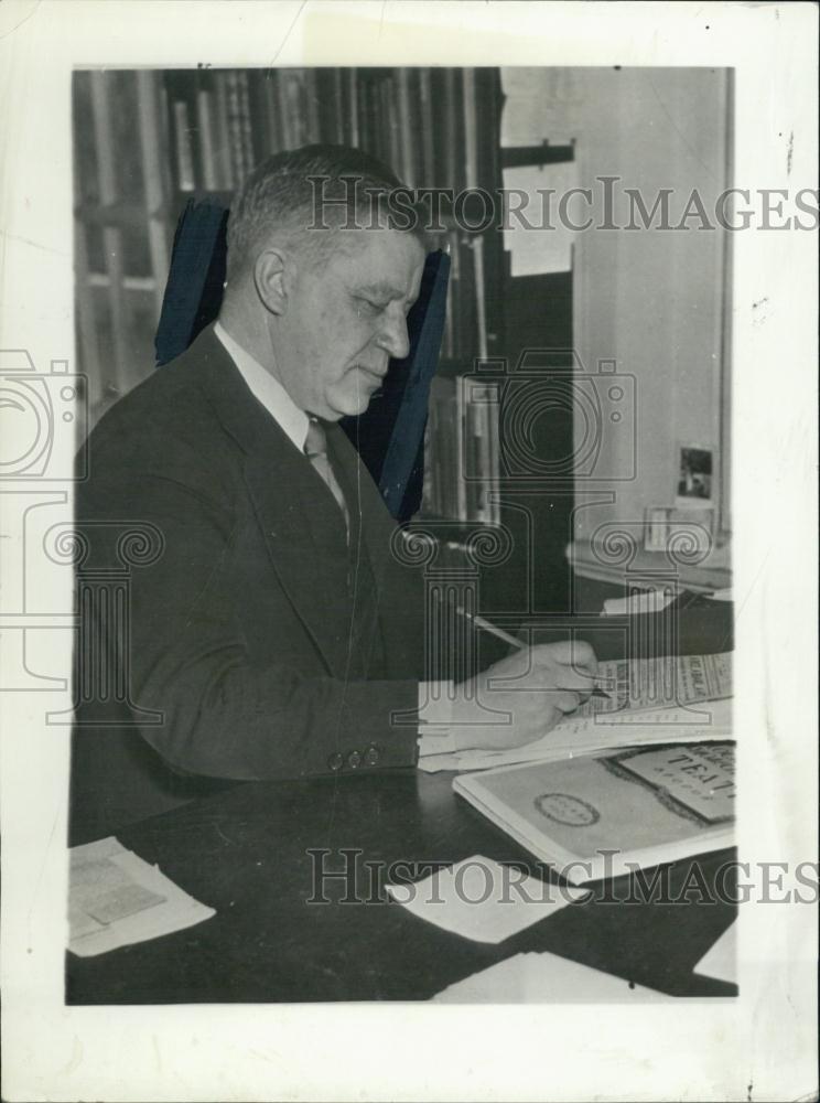 1935 Press Photo Henry Wadsworth Longfellow Dana, Author - RSL02709 - Historic Images
