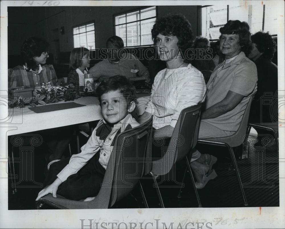 1984 Press Photo Mary Jane Johnson and daughter Joan Gerardo of St Paul&#39;s - Historic Images