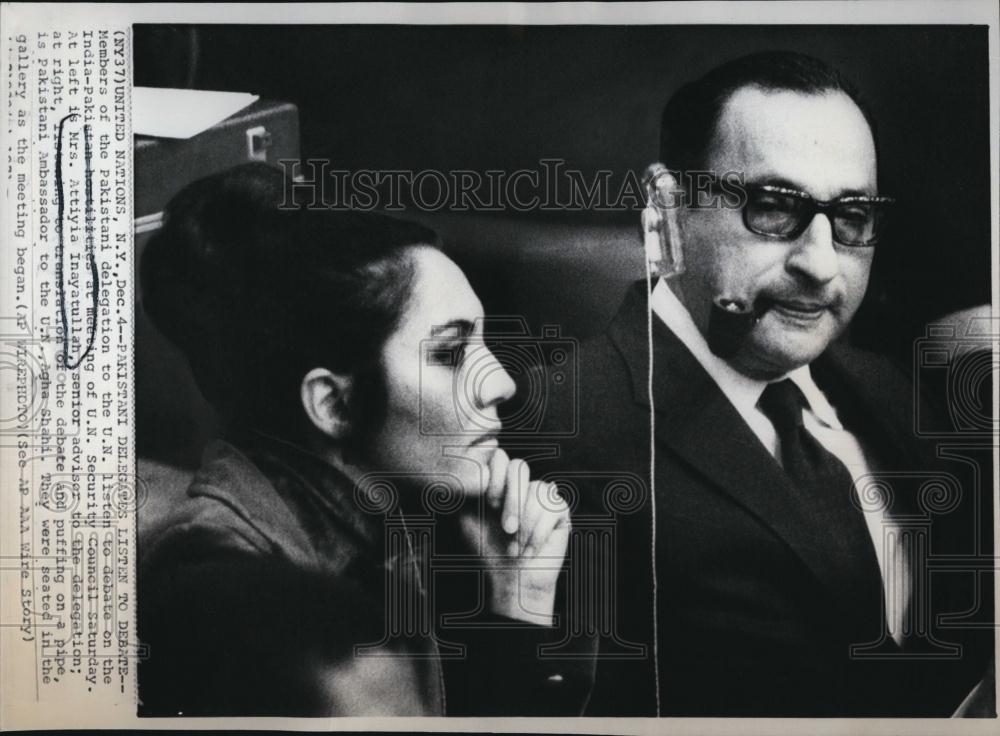 1971 Press Photo Pakistan Delegates to UN,Mrs Attiyia Inayatullah - Historic Images