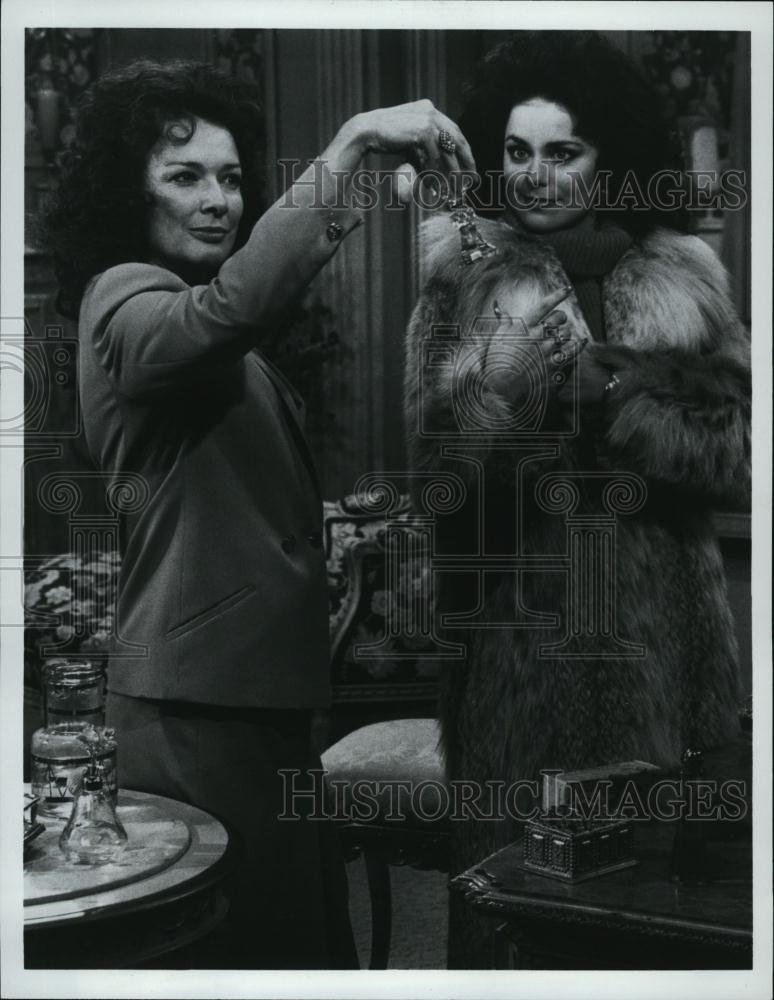 Press Photo Dixie Carter, Delta Burke, &quot;Filthy Rich&quot; - RSL46881 - Historic Images