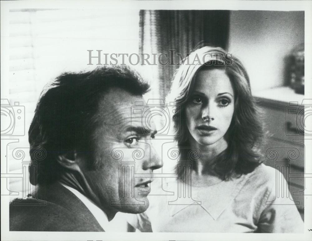 1982 Press Photo Actress Sondra Locke & Clint Eastwood in "The Gauntlet" - Historic Images