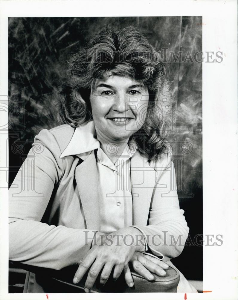 1983 Press Photo Dorothy Carbo author Fix-It Guide Women Handivan team - Historic Images