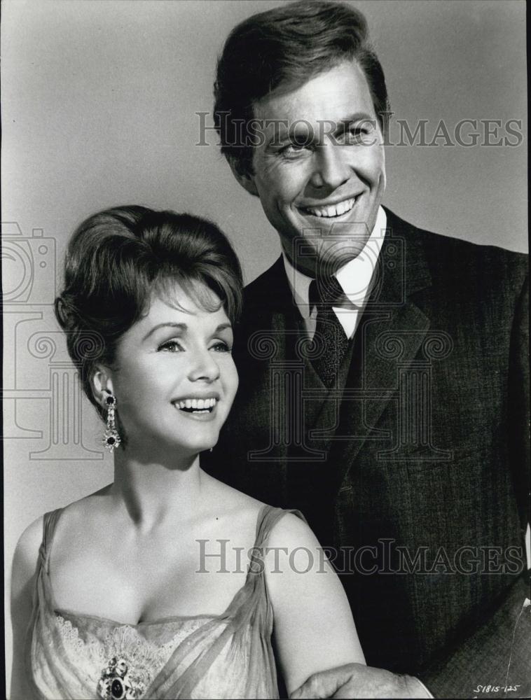 1965 Press Photo Debbie Reynolds Actress Harve Presnell Unsinkable Molly Brown - Historic Images