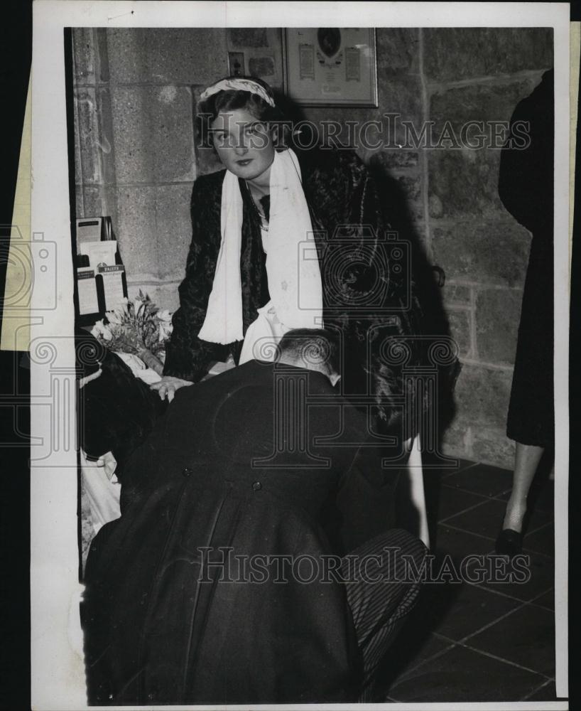 1948 Press Photo Patsy Perrin Maid of Honor Perrin &amp; Wood Wedding - RSL47097 - Historic Images