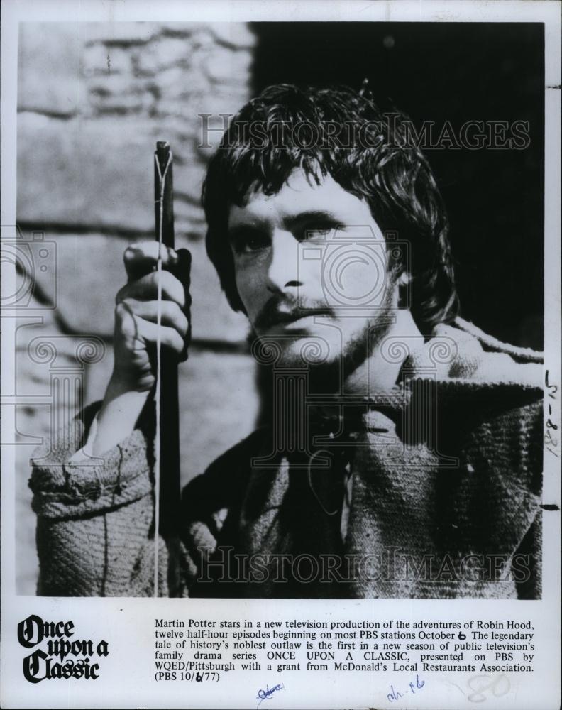 1977 Press Photo Martin Potter in &quot;Once Upon a Classic&quot; - RSL91919 - Historic Images