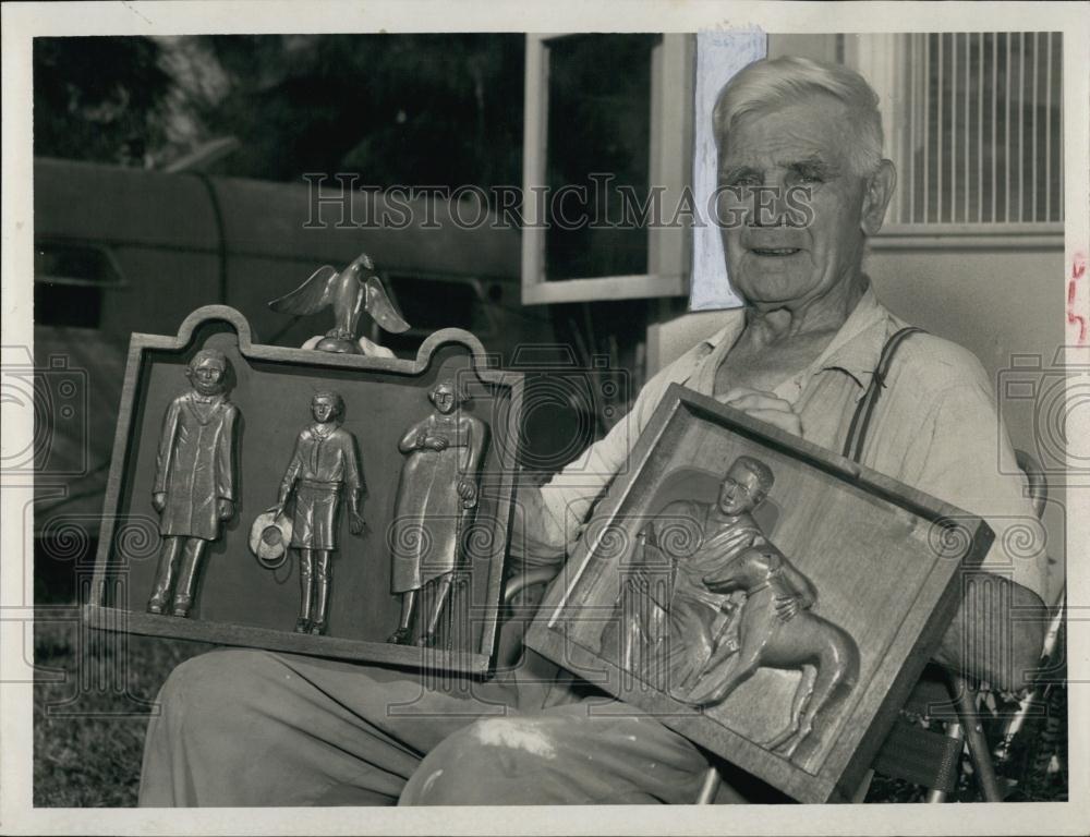 1956 Press Photo Benjamin Wehner and some of his carvings in Florida - RSL68087 - Historic Images