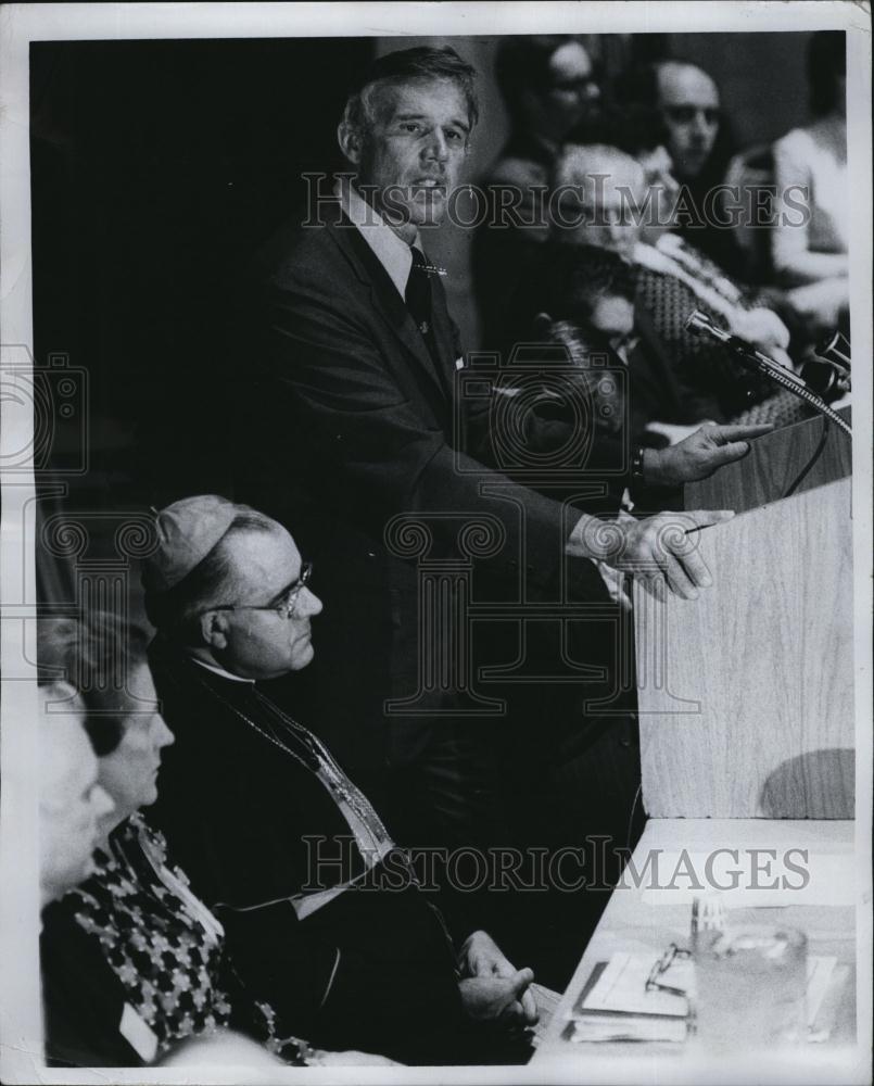1974 Press Photo Boston Cardinal Mederios &amp; Goc Francis Sargent - RSL79421 - Historic Images