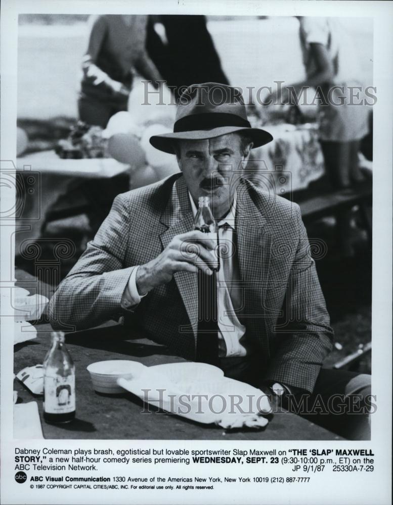 1987 Press Photo Dabney Coleman As Slap Maxwell In &quot;The &#39;Slap&#39; Maxwell Story&quot; - Historic Images