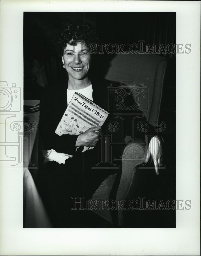 1995 Press Photo Cookbook Author Joanne Wier - RSL43455 - Historic Images