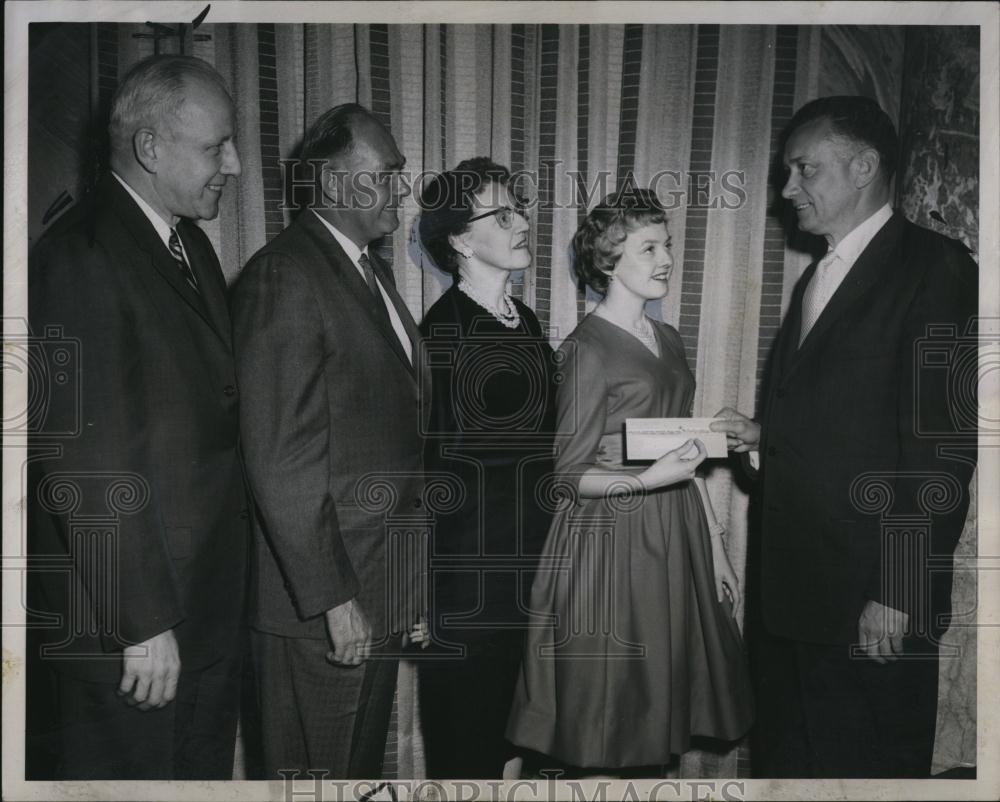 1961 Press Photo Greater Boston Dodge Dealers James Botharu Chairman Scholarship - Historic Images