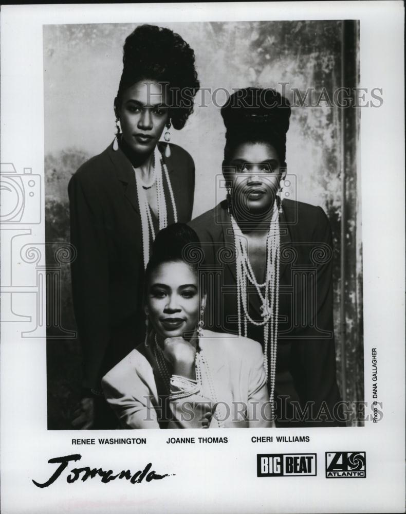 Press Photo Popular Musicians Renee,Joanne,Cheri Are &quot;Jomanda&quot; - RSL83021 - Historic Images
