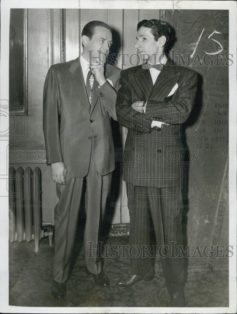 1944 Press Photo Artie Dann Clown Prince of Comedy comedian Jimmy Dorsey - Historic Images